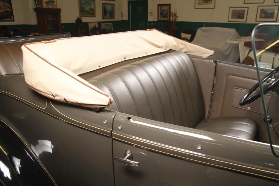  Ford V8 DeLuxe Roadster 1932 года  (фото 9 из 41)